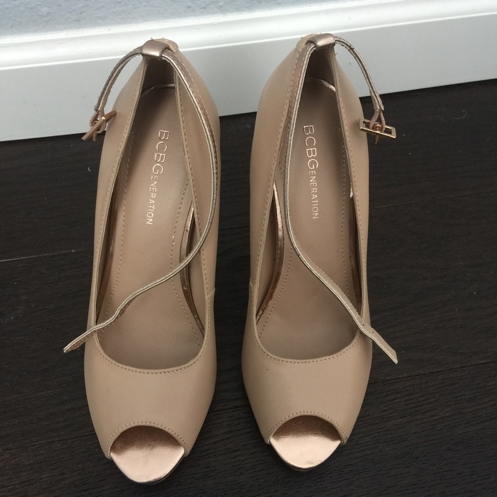BCBG generation heel